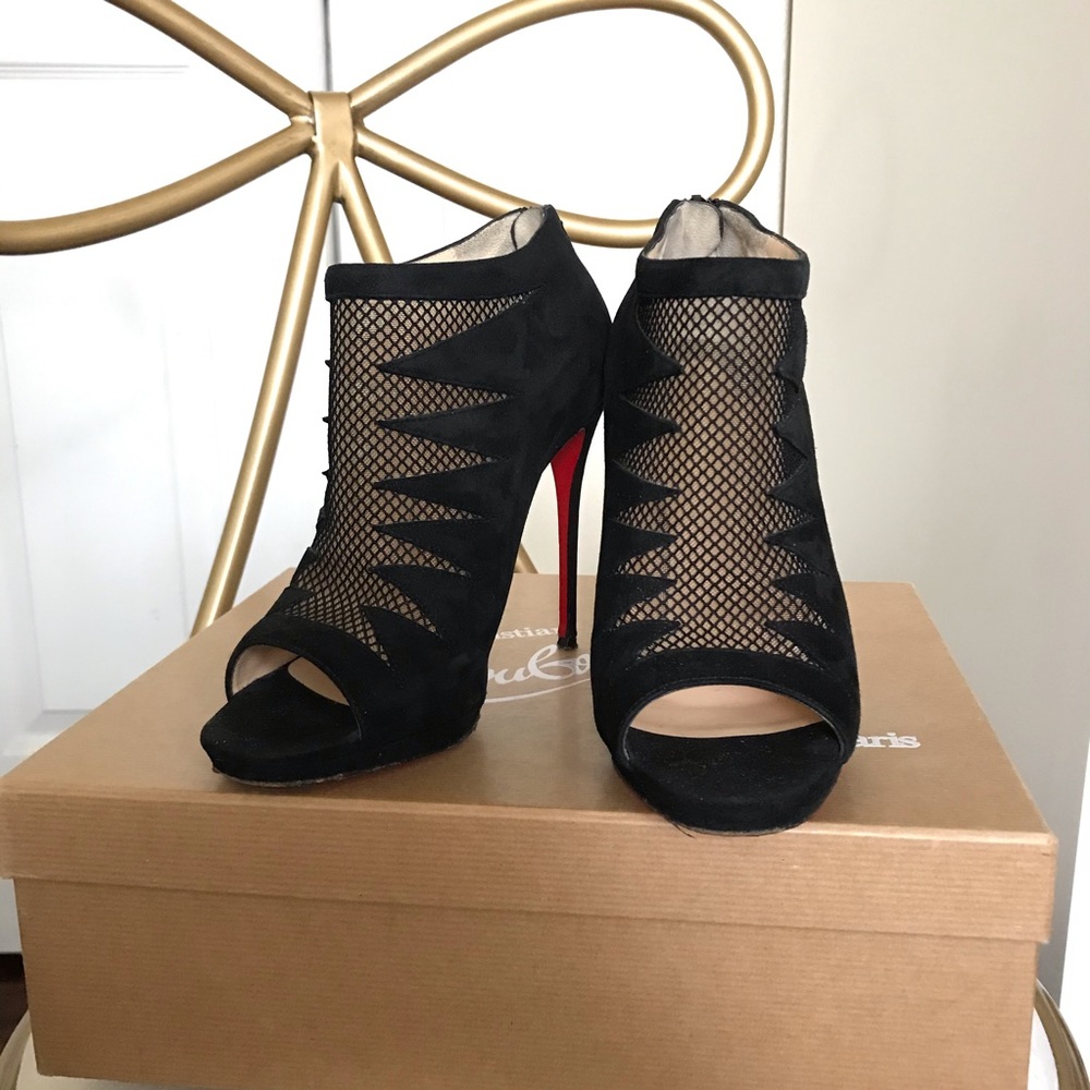 CHRISTIAN LOUBOUTIN Disorder Booties Black 37